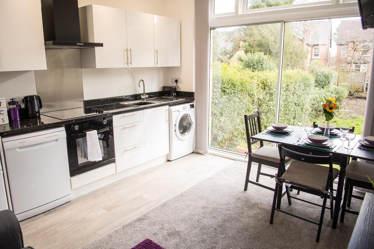 Moseley Mews Village Suites - Purple Μπέρμιγχαμ Εξωτερικό φωτογραφία